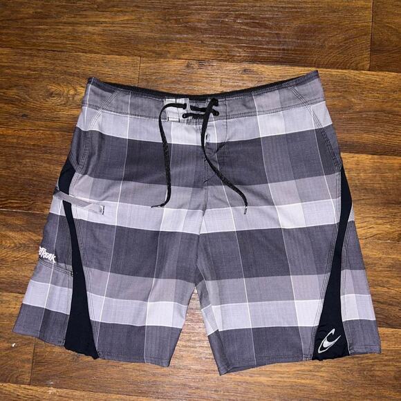 Oneill superfreak board shorts - Picture 6 of 8